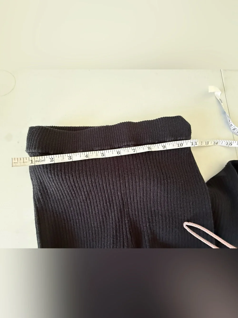 ALO Yoga Black Ribbed Flare Leggings M